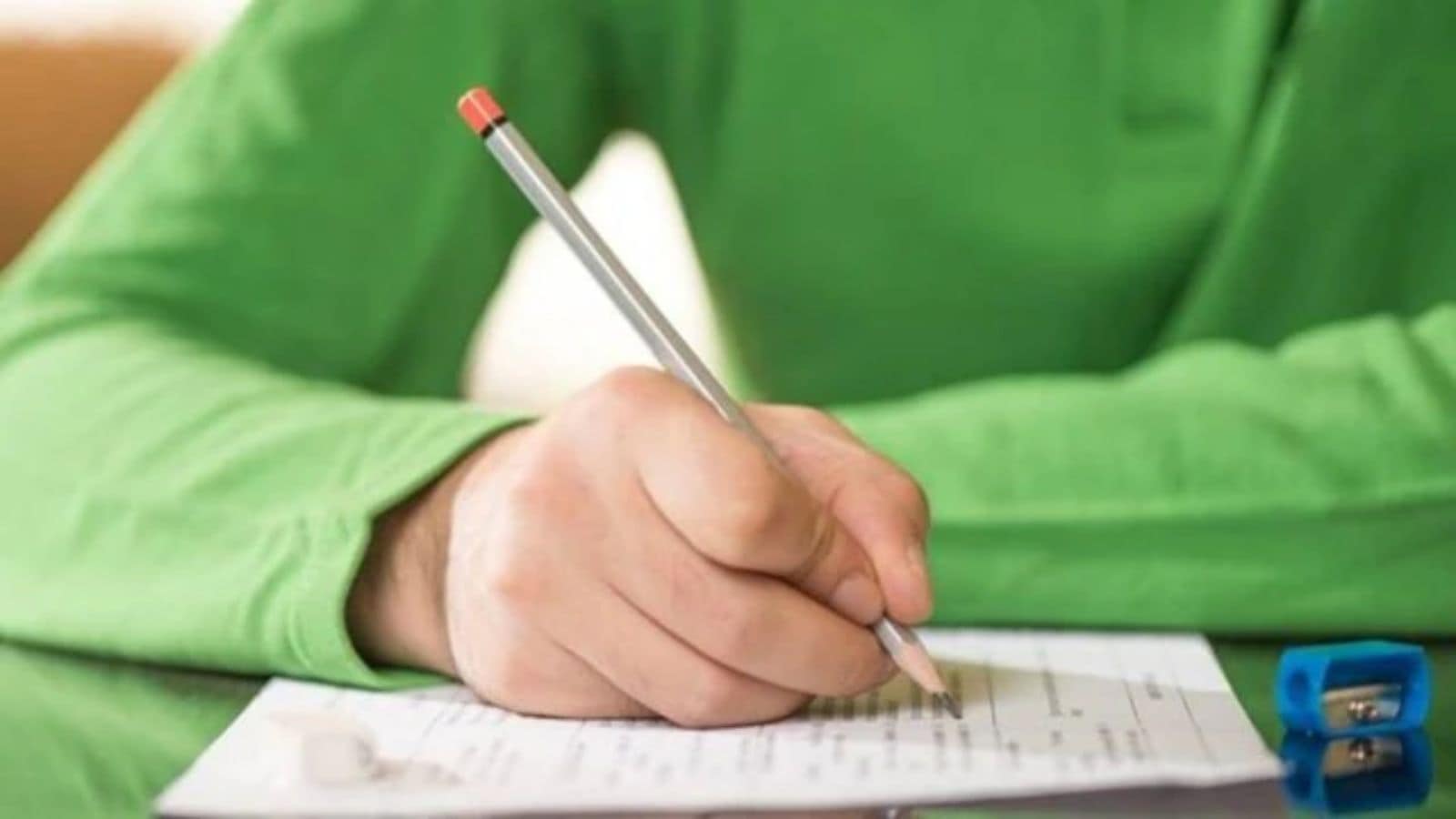 Exam helpline calls evolve into group counselling sessions for students